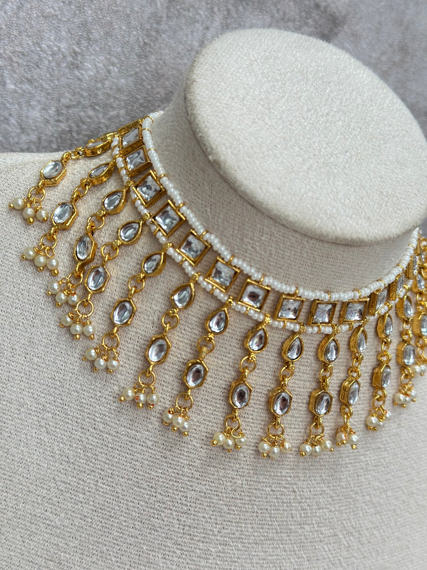 Diya Necklace Set