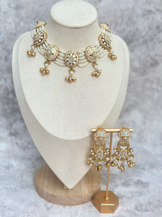 Anisa Necklace Set