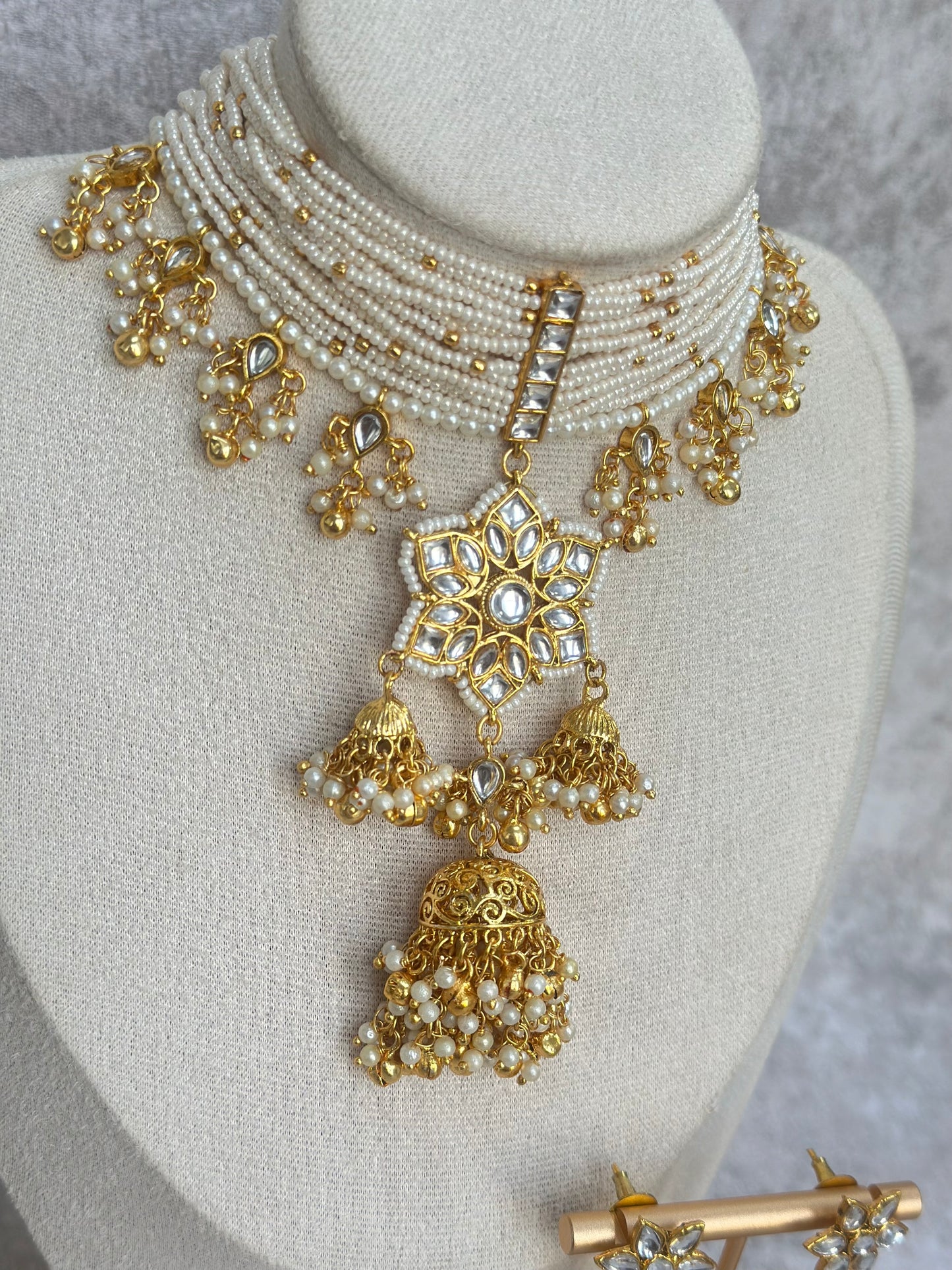 Chandni Choker Set